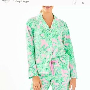 NWT Lilly Pulitzer button up pj top. Super comfy.